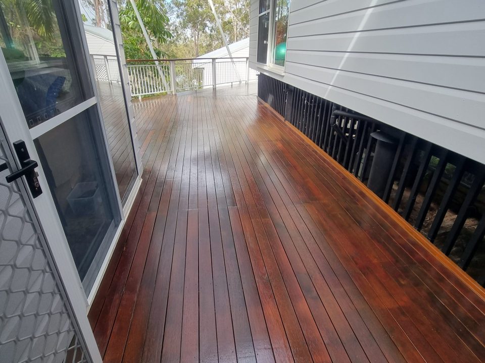 Exterior stained floorboard services Toowoomba Lockyer Painting Services